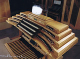 Console of the organ of Hamamatsu